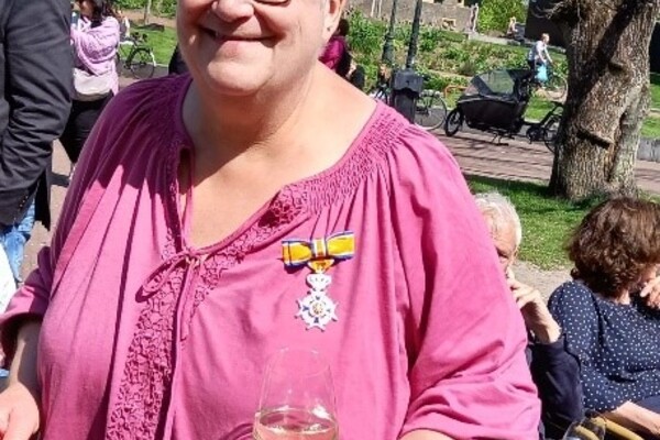 Oud inwoner benoemt tot Ridder in de Orde van Oranje-Nassau