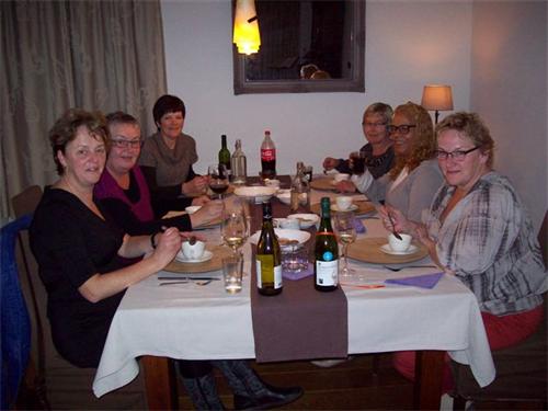 Tapas eten voor het goede doel.